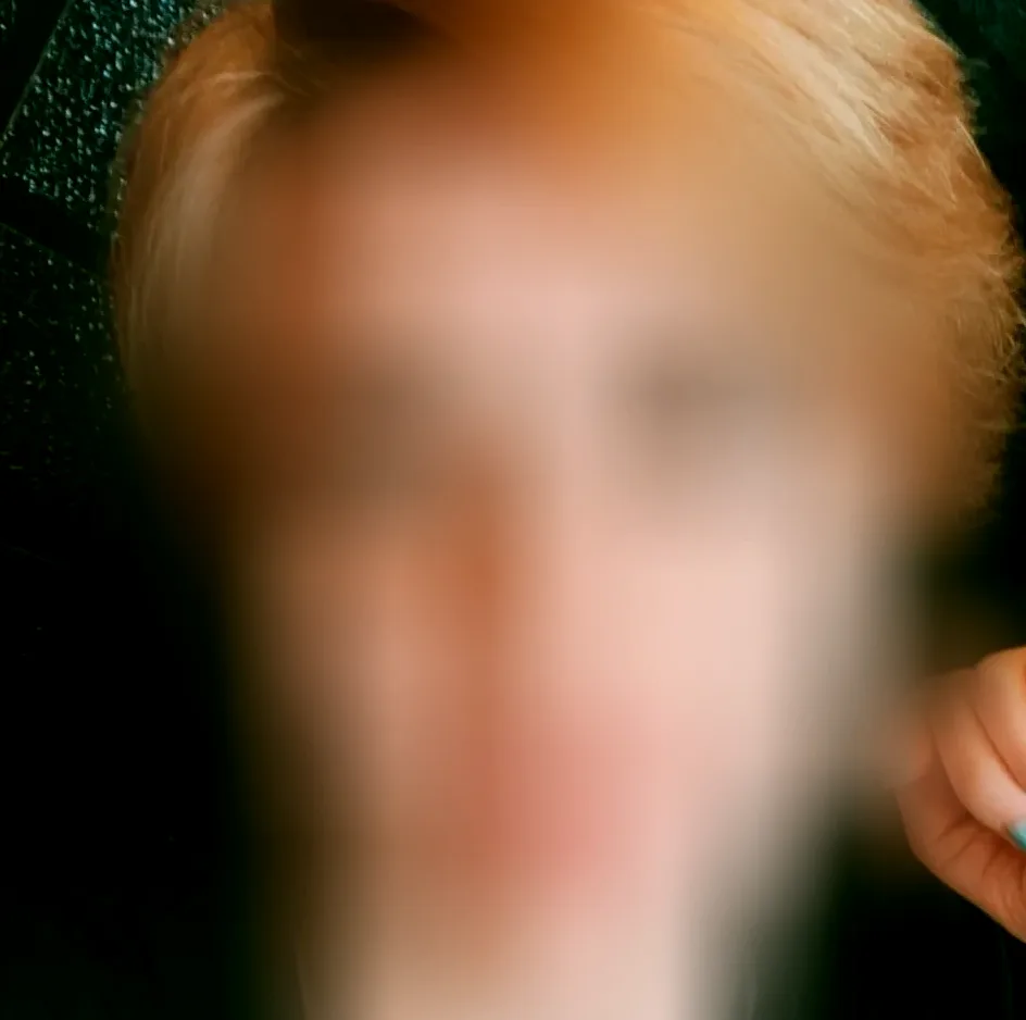 Emily, 26