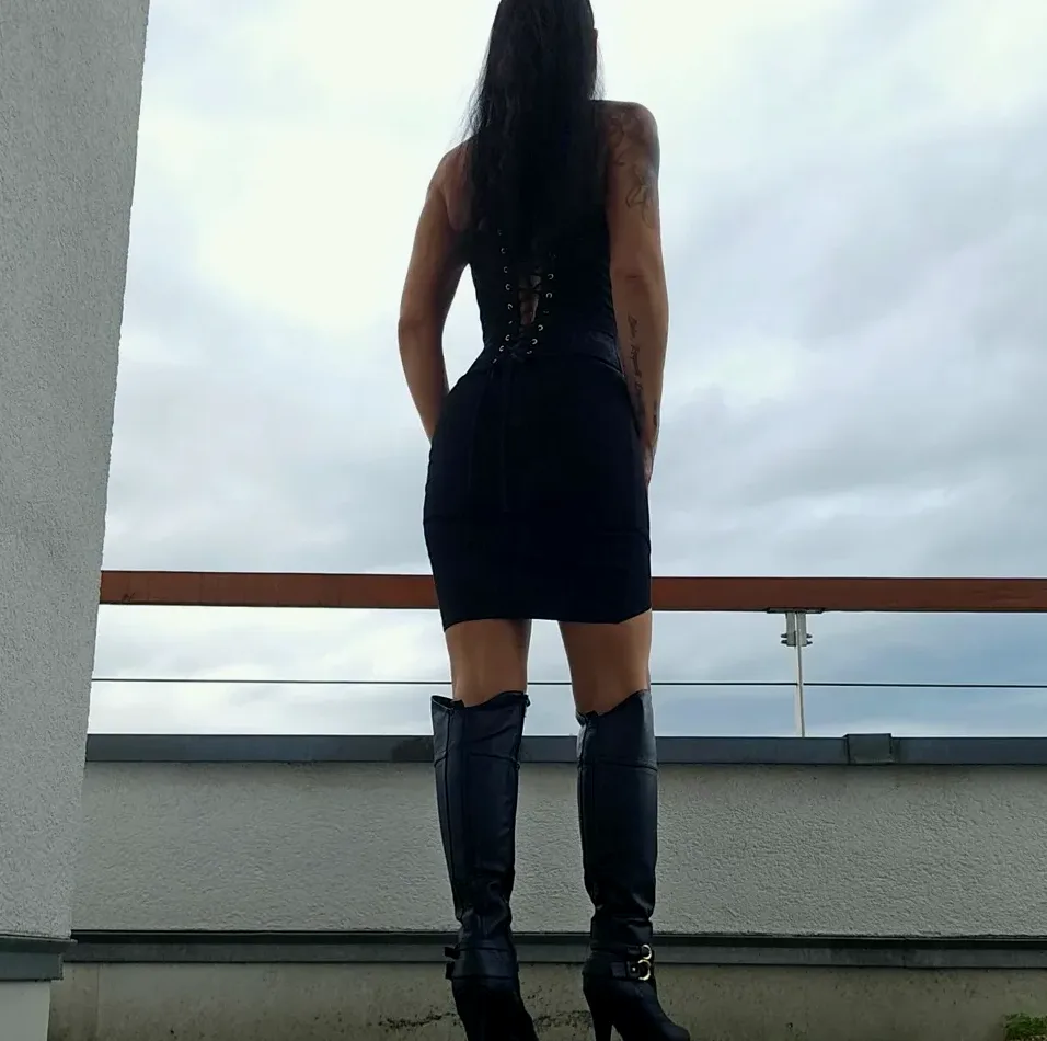 Ida, 35
