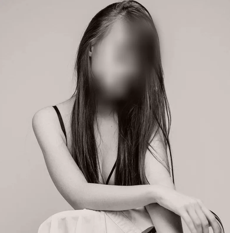Kerstin, 19