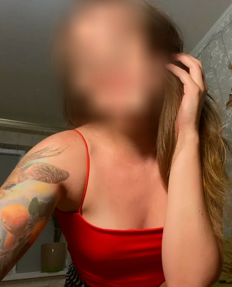 Maren, 25