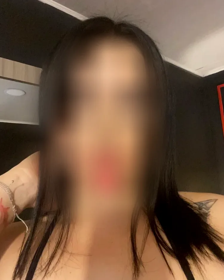 Nadja, 26
