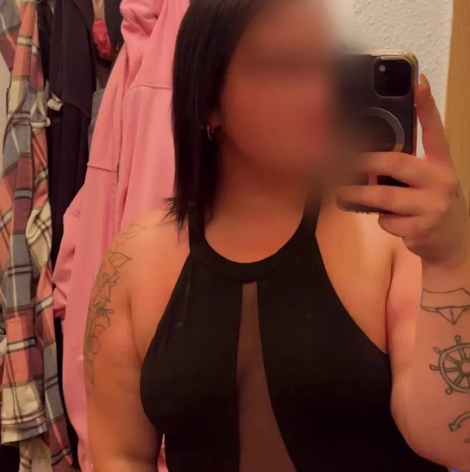 Romy, 28