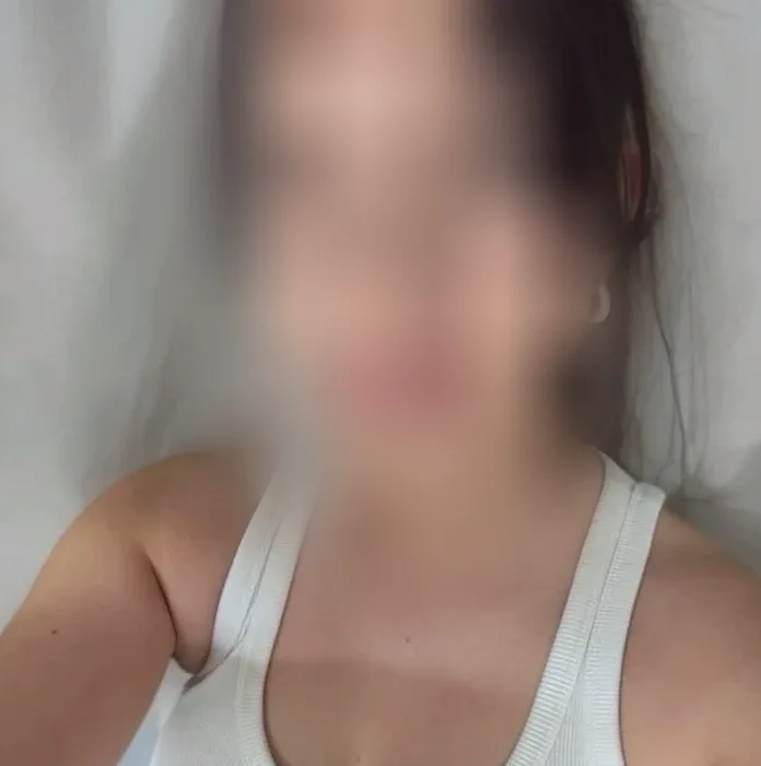 Selina, 26